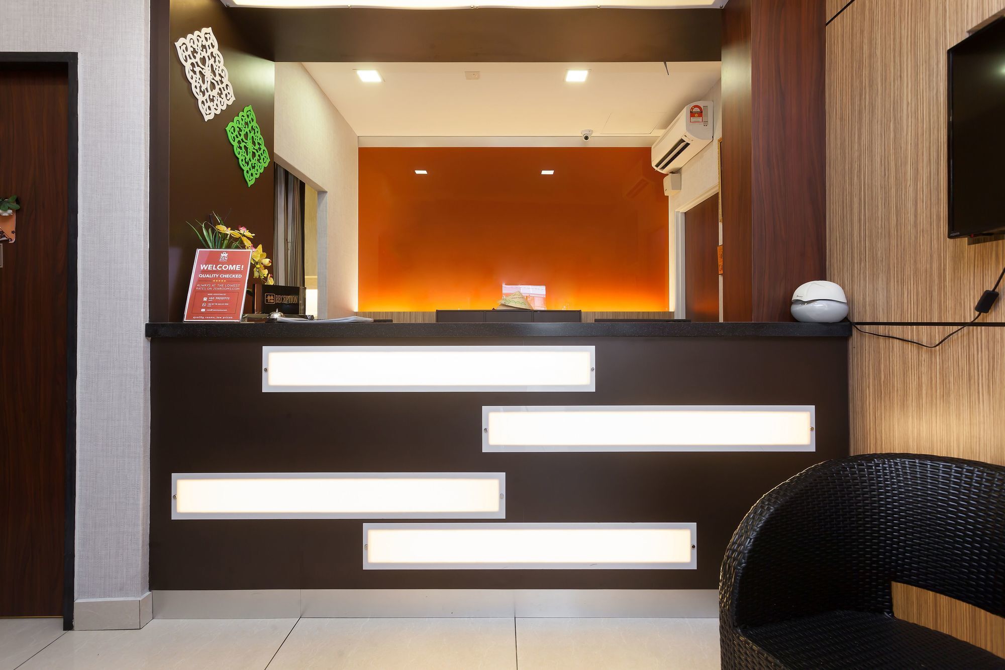 Zen Rooms Jalan Barat Петалинг-Джая Экстерьер фото