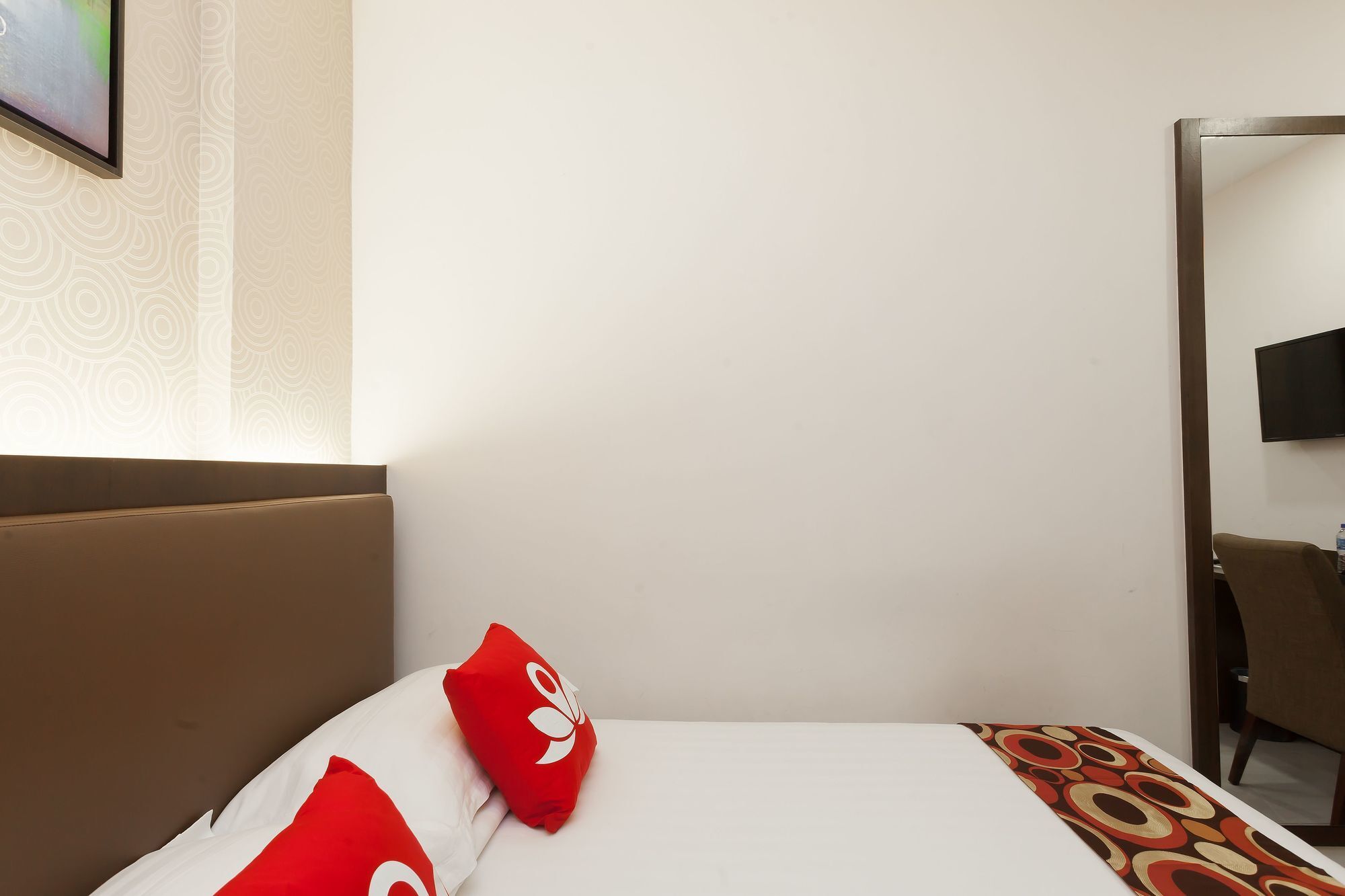 Zen Rooms Jalan Barat Петалинг-Джая Экстерьер фото