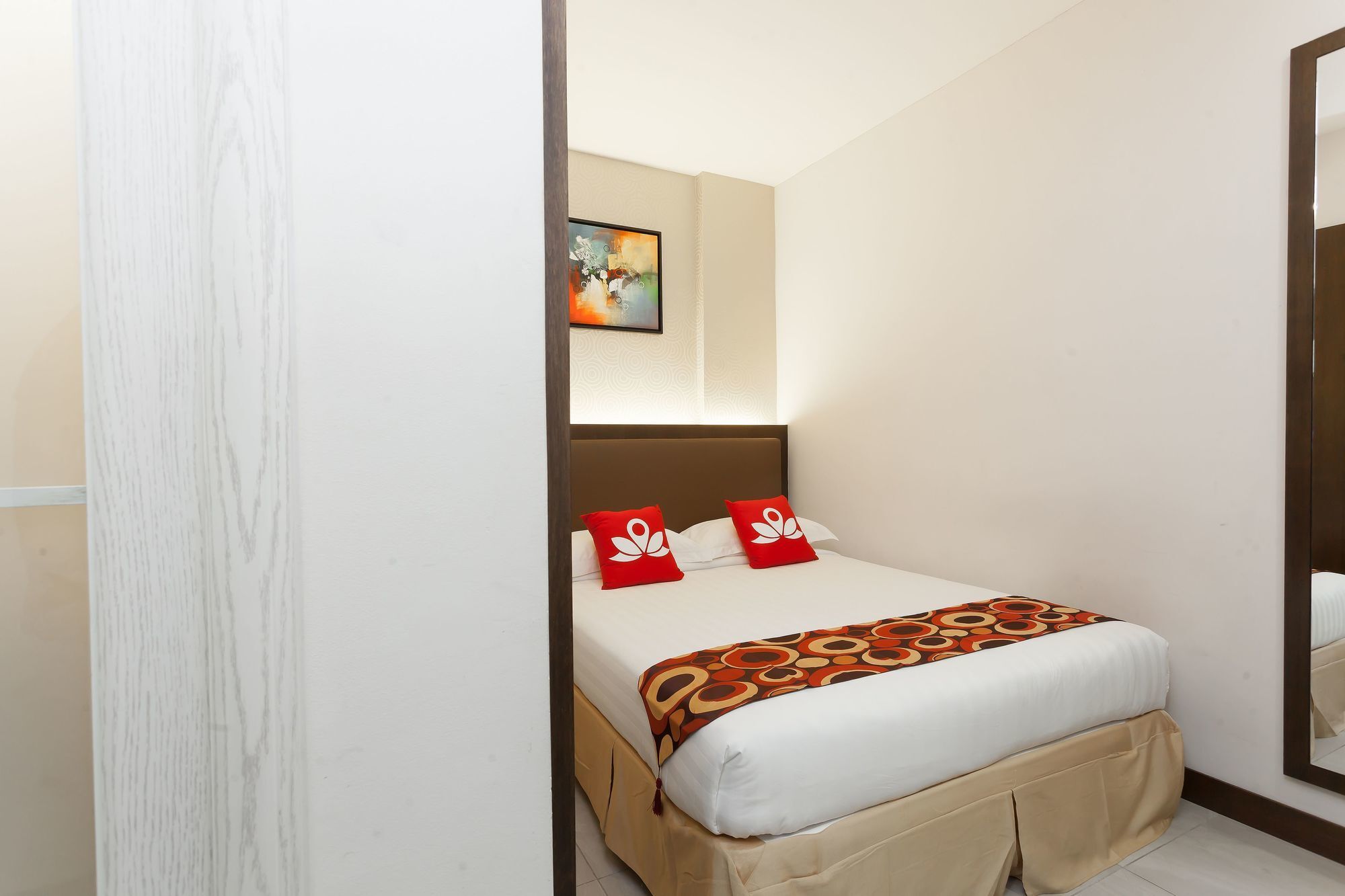Zen Rooms Jalan Barat Петалинг-Джая Экстерьер фото